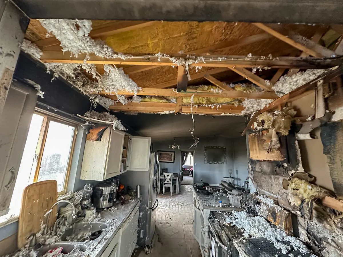 Dos and Don'ts After a House Fire: Your Guide to Fire Damage Restoration - Flood Response A home that was effected by a fire in the kitchen.