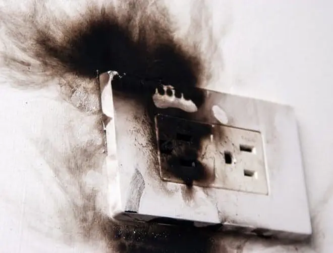 Wildfire Smoke & Your Home: Air Quality, Damage, and What to Do - Flood Response